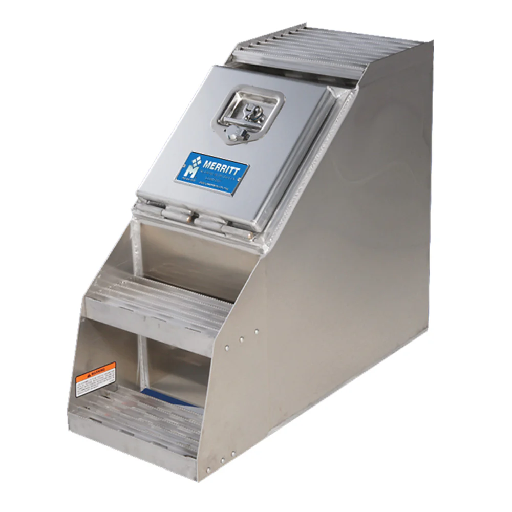 12"L x 23.5"H x 28.5"D Smooth Door Saddle Box with Steps
