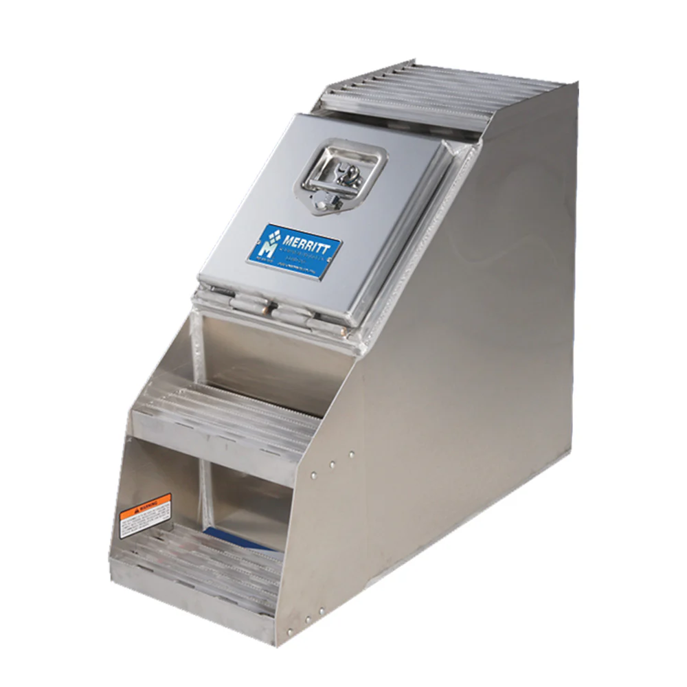 36"L x 23.5"H x 28.5"D Smooth Door Saddle Box with Steps