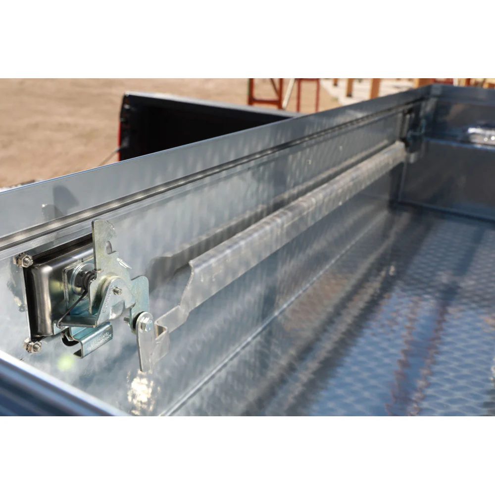 70"L x 16"D x 20"W Full-Size Pickup Truck Crossbody Box - Gloss Aluminum Finish - Image 6