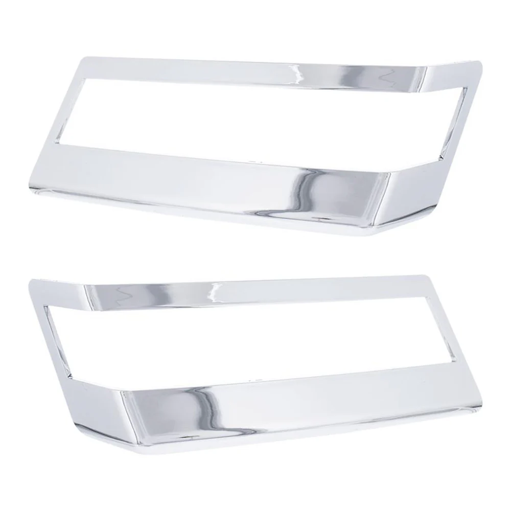 Freightliner Cascadia 2018+ Chrome Plastic Turn Signal Bezels - Image 4