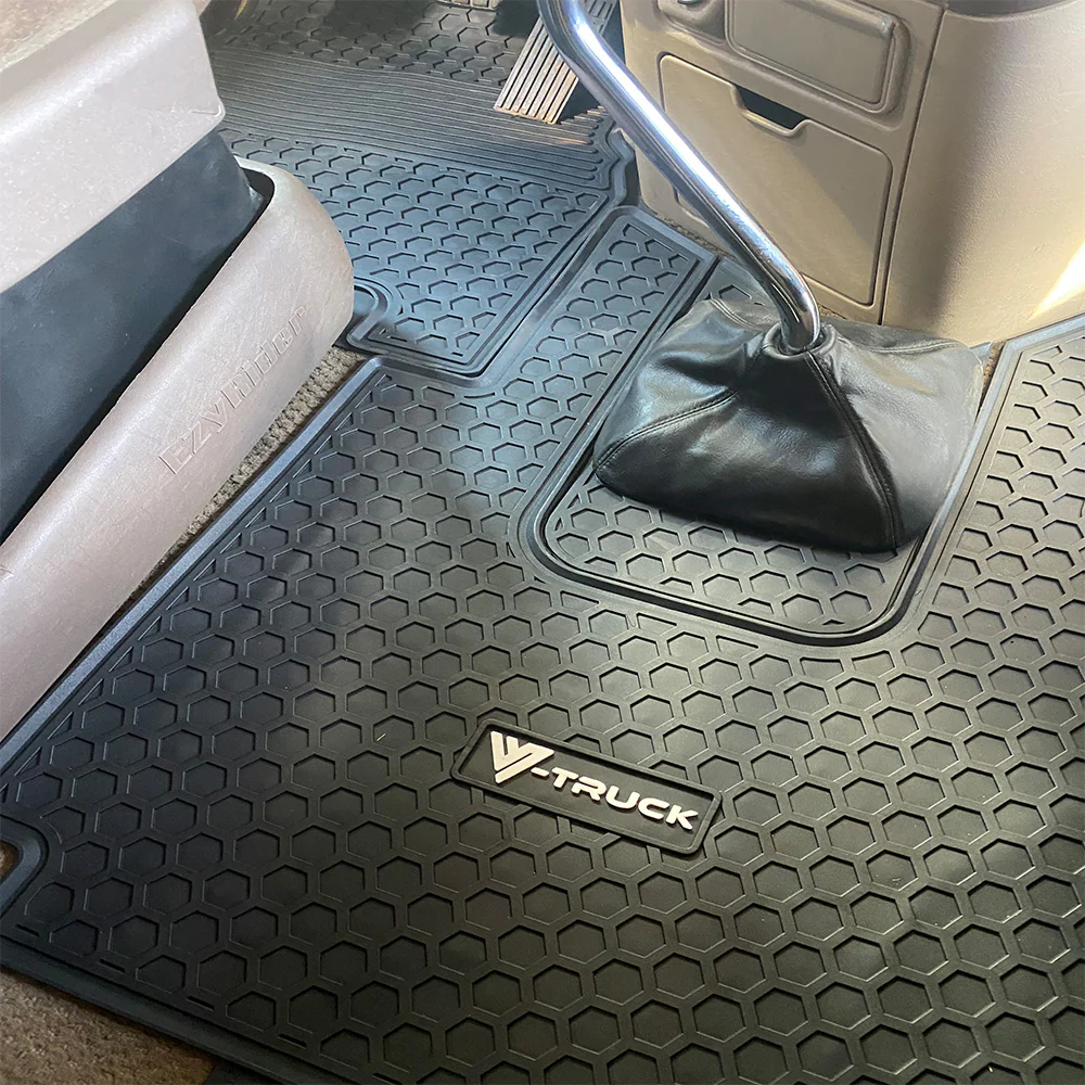 Freightliner Columbia, Century, Coronado Floor Mats - Image 4
