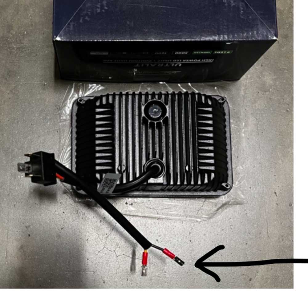 High Power LED Rectangular Headlight with Light Bar - Image 2