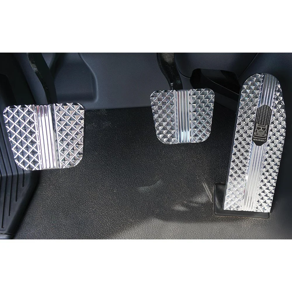 Kenworth 2014+ Billet Aluminum Pedal Set