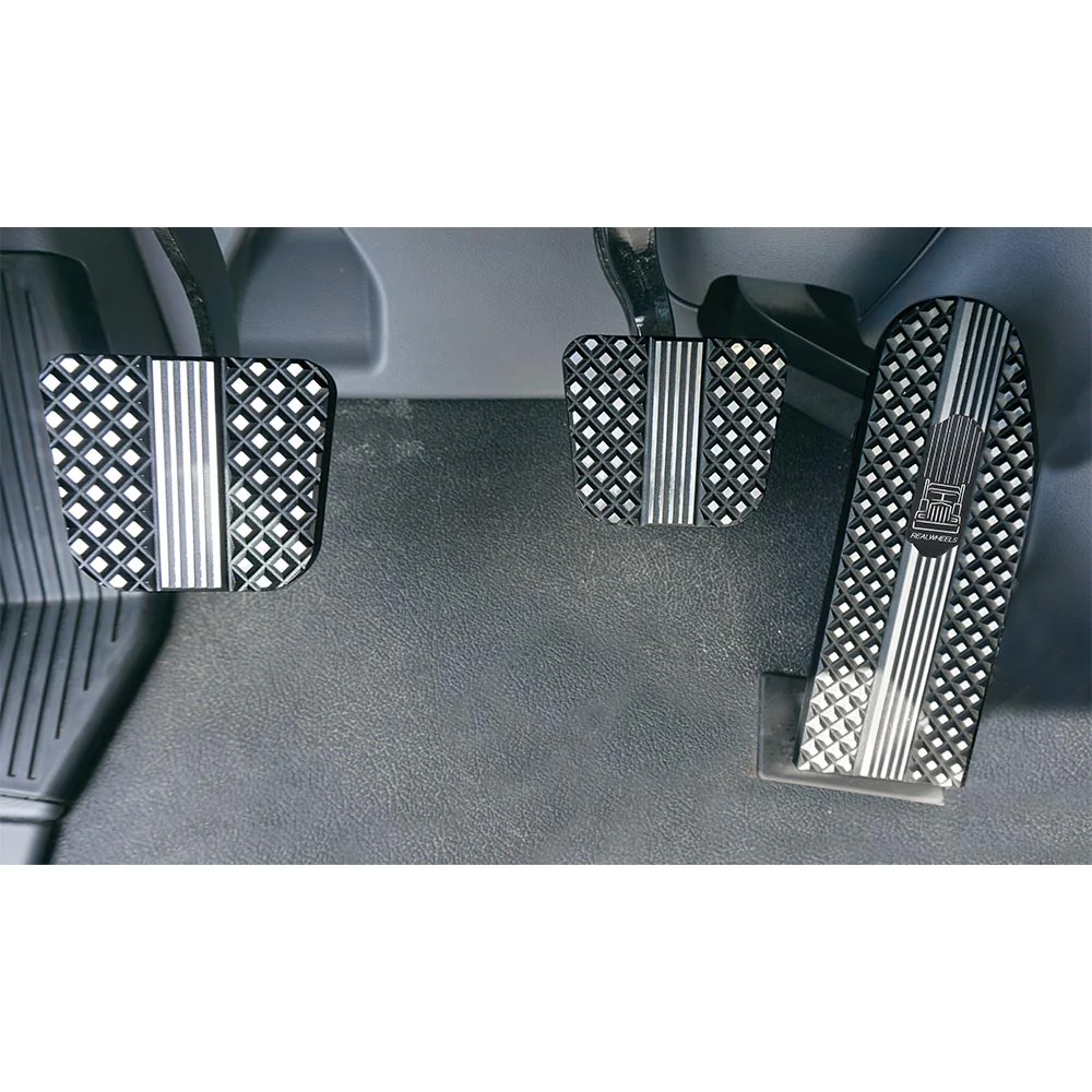 Kenworth 2014+ Black Billet Aluminum Pedal Set