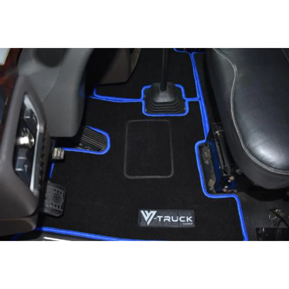 Kenworth Carpeted Floor Mat Set - Image 5