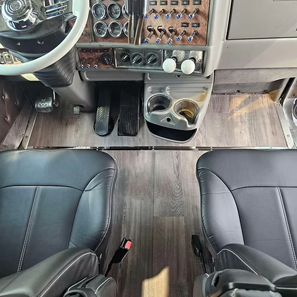 Kenworth T660, W900 1990-2005 Vinyl Plank Wood Flooring
