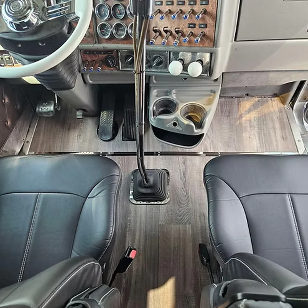 Kenworth T660, W900 1990-2005 Vinyl Plank Wood Flooring with Shifter Cutout