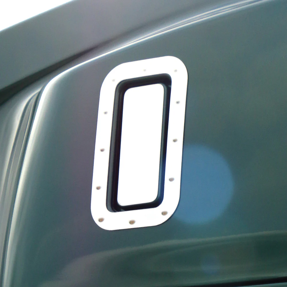 Kenworth T680, T880 Upper Sleeper Vent Cover and Dimpled Trim