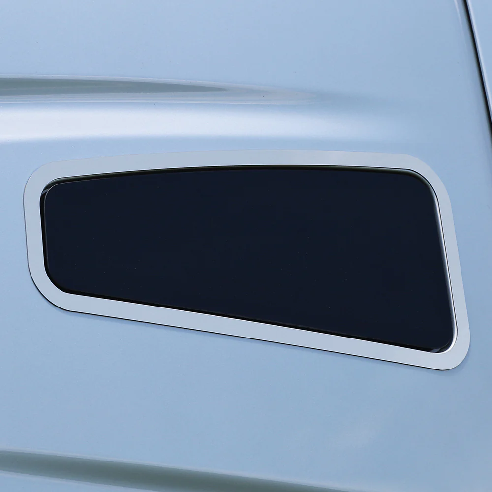 Kenworth T680, T880 Upper Sleeper Window Surround - Image 2