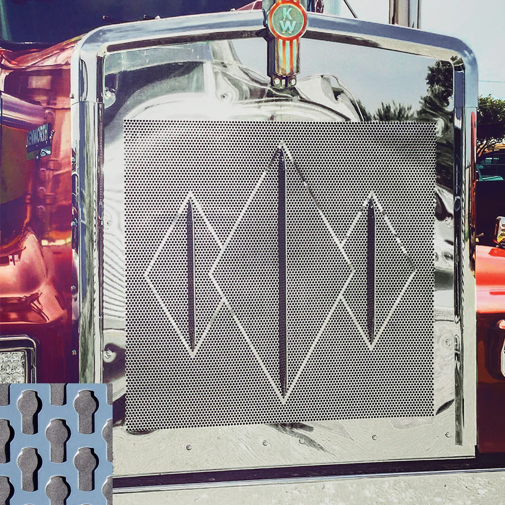 Kenworth T800 Triple Diamond Keyhole Grill with Bars