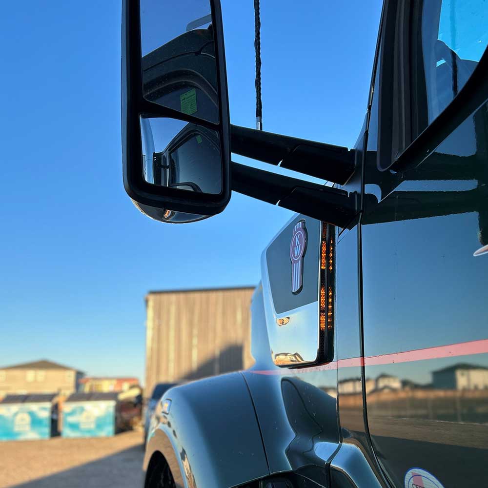 Kenworth W990 LED Air Intake Light Bars - Image 4
