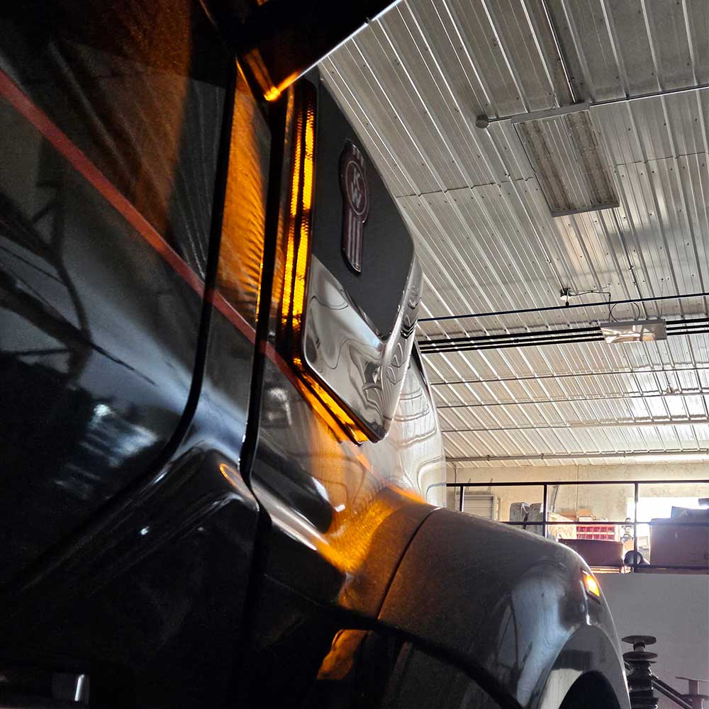 Kenworth W990 LED Air Intake Light Bars - Image 6