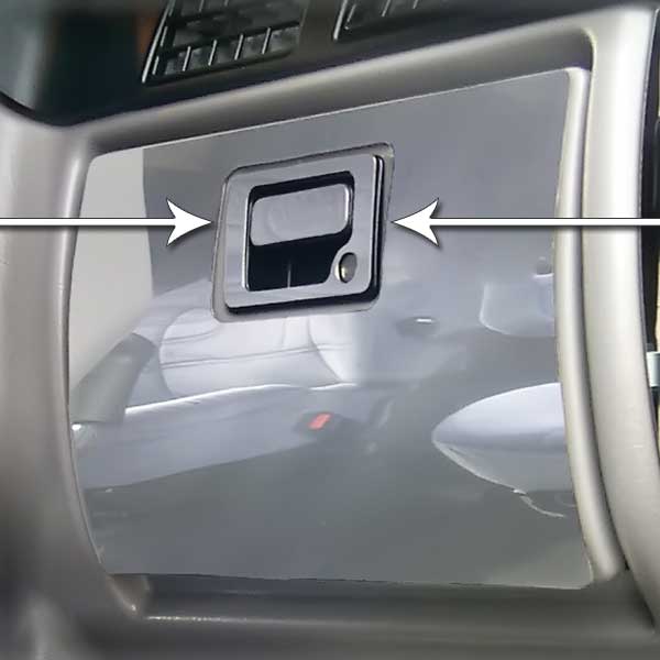 Peterbilt 2001-2005 Glove Box Latch Trim Set