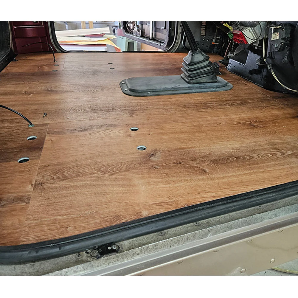 Peterbilt 379 1988 - 2004 Vinyl Plank Wood Flooring with Shifter Cutout - Image 6