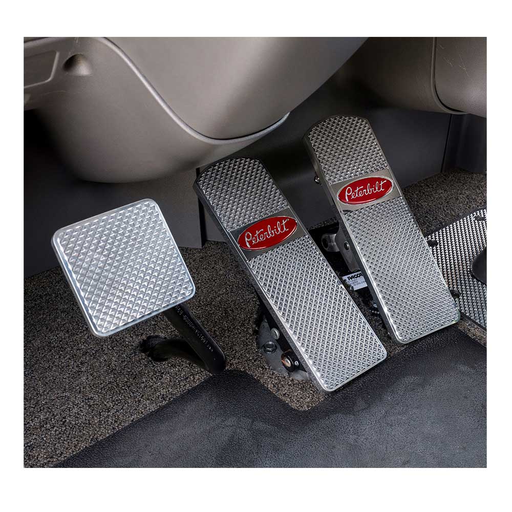 Peterbilt 379, 386, 388, 389 1994+ Classic Diamond Billet Logo Pedals