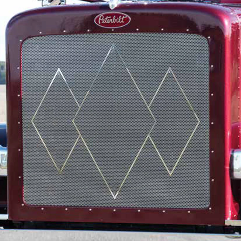 Peterbilt 379 Triple Diamond Punched Grill