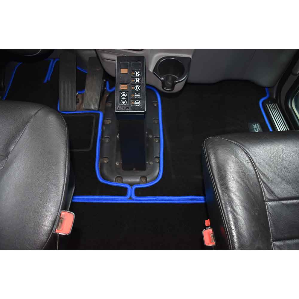 Peterbilt 386, 388, 389 Black with Blue Trim Floor Mat Set - Image 6