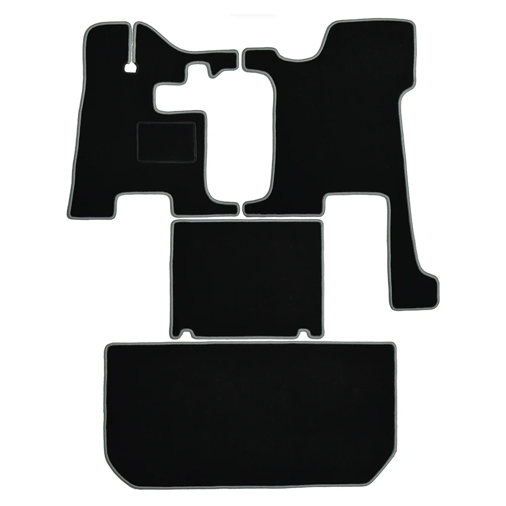 Peterbilt 386, 388, 389 Black with Grey Carpeted Floor Mat Set