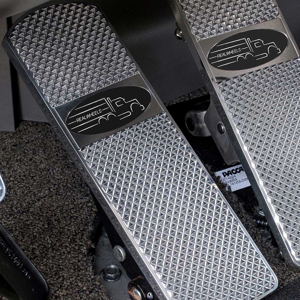 Peterbilt 567,579,587, 589 2014+ Classic Diamond Smaller Pyramid Cut Polished Billet Pedals - Image 2