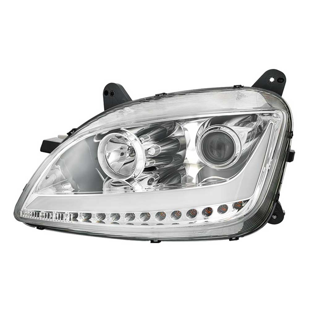 Peterbilt 579, 587 Projection with LED Position and Sequential Light - Image 5
