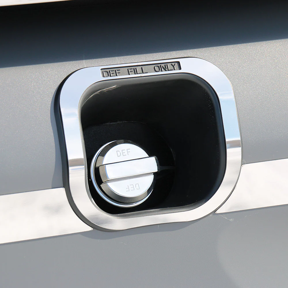 Peterbilt 579 DEF Fill Trim - Image 2