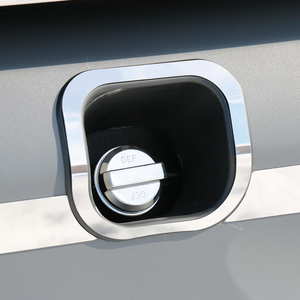 Peterbilt 579 DEF Fill Trim - Image 3