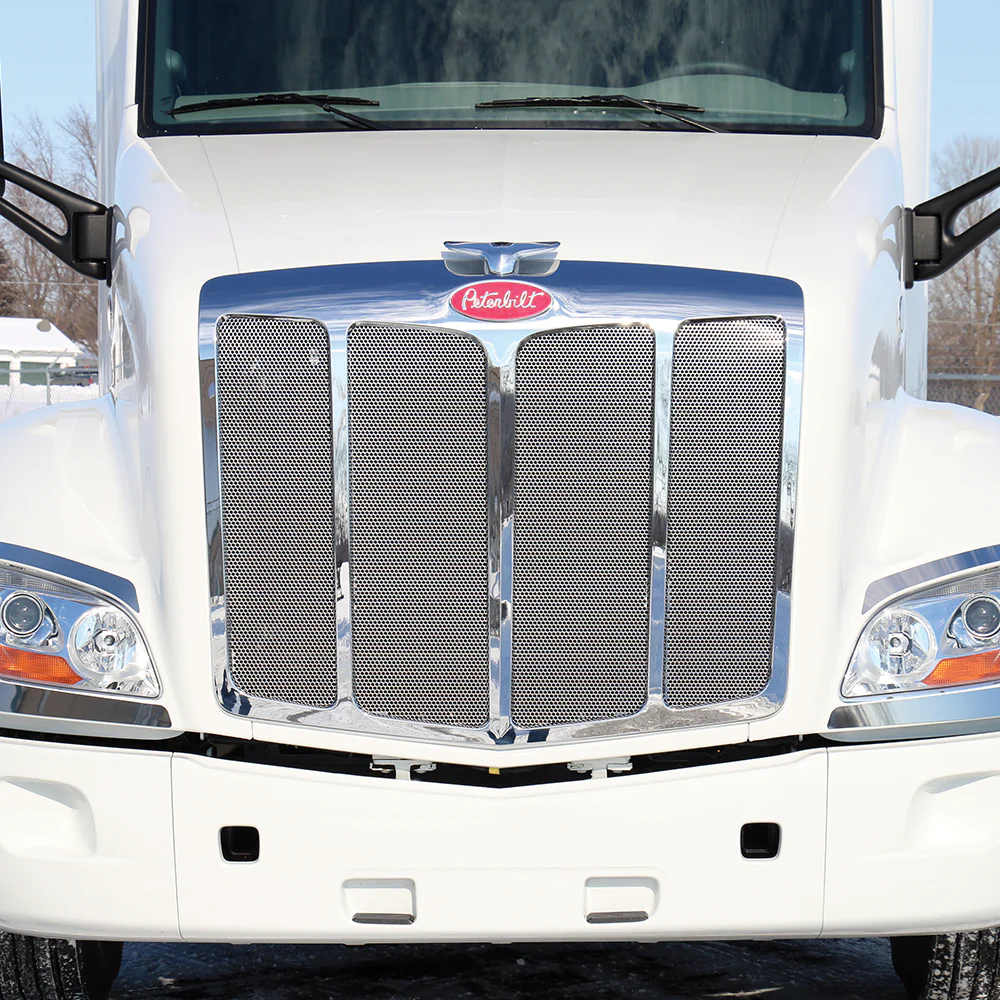 Peterbilt 579 Punched Grill