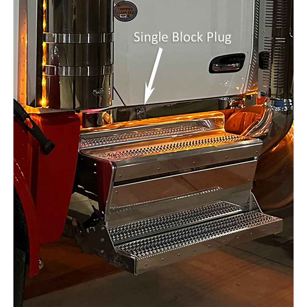 Peterbilt 589 FX Down Glow Cab Panels with 3/4" Amber Button Lights - Single Block Plug - Image 2