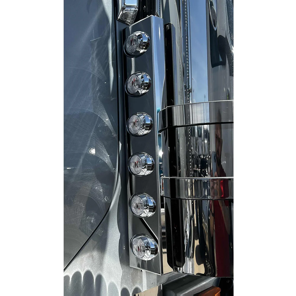 Peterbilt 589 Rear Air Cleaner Light Panels with 6 P3 LED Lights - Image 2