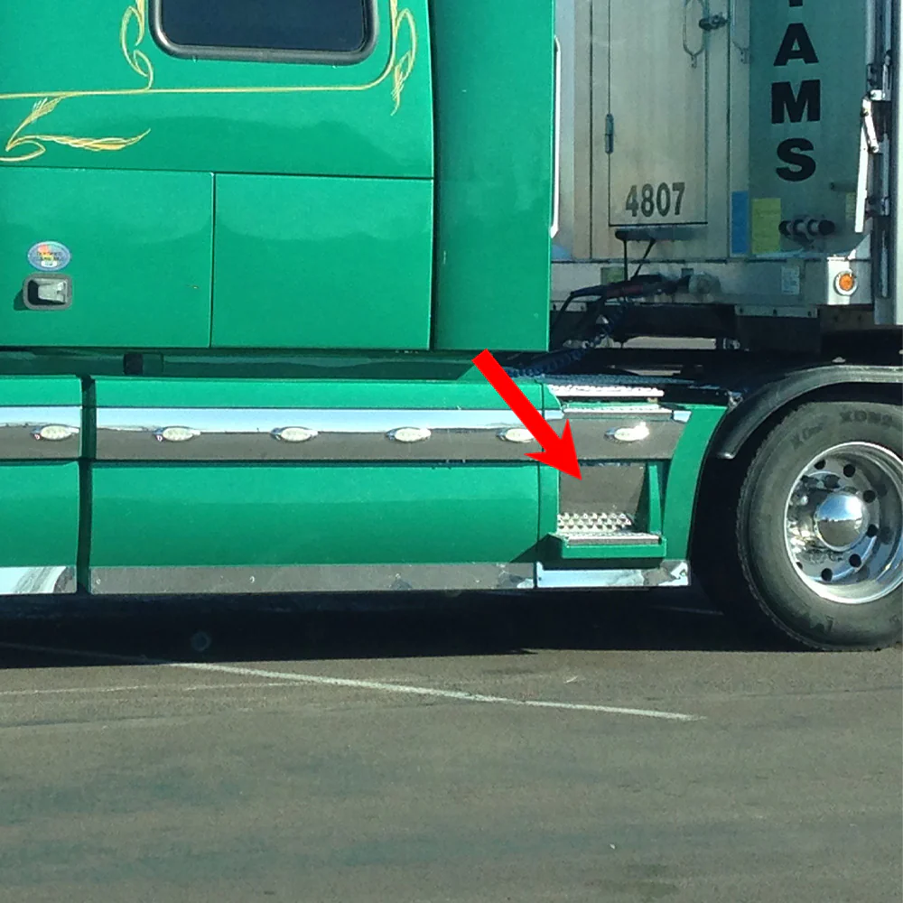 Rear Step Scuff Panel Volvo 300, 430, 630, 670, 730, 780 Models 2006 and older