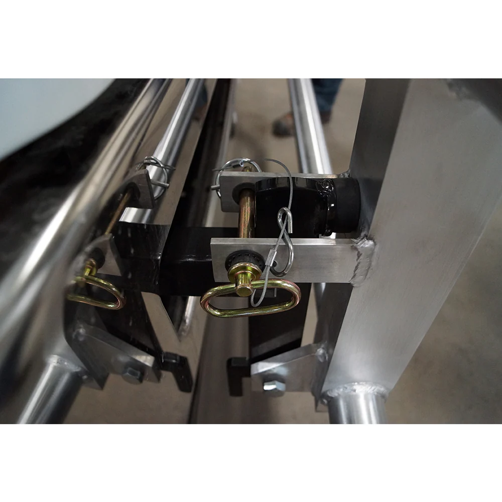 RigGuard Bumper Guard Brackets for WS, Freightiner