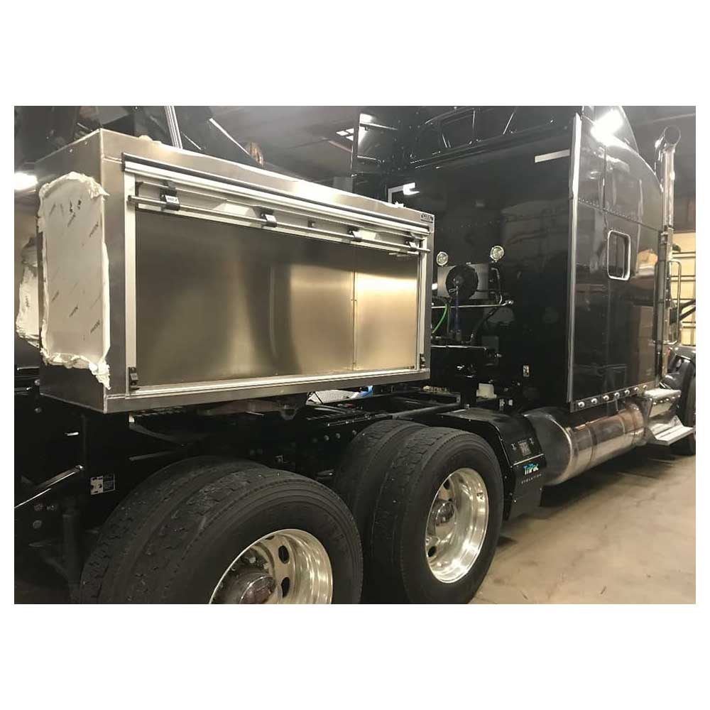 Smooth Aluminum Tool Box with Roll-Up Door 72"L - Image 2