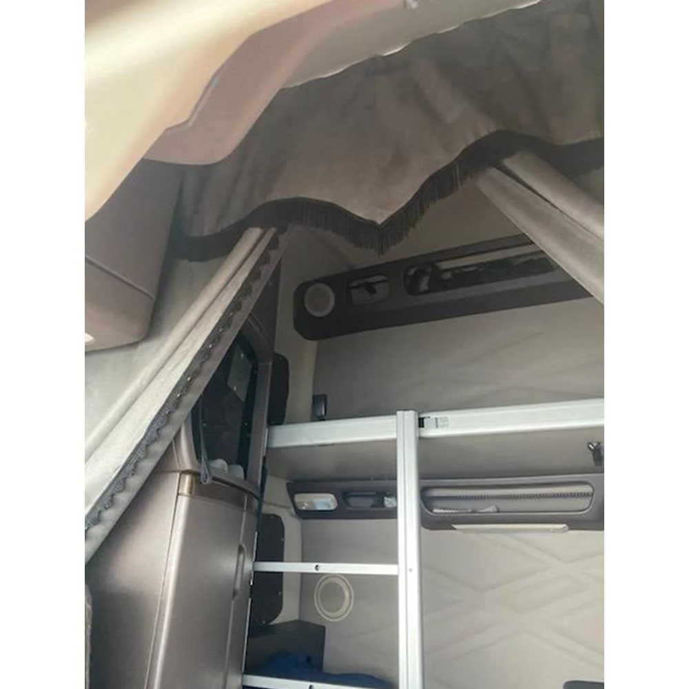Volvo 670, 780 Sleeper 4 Piece Curtain Set "“ Gray - Image 5