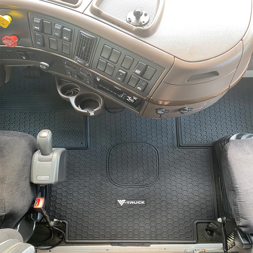 Volvo Floor Mat Set - Image 4