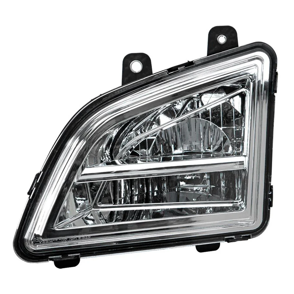 Volvo VNL 2018-2021 LED Driving and Fog Light - Image 3